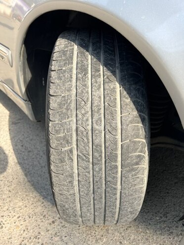 Mercedes E 270 2001, 331,700 km - 2.7 l - Bakı