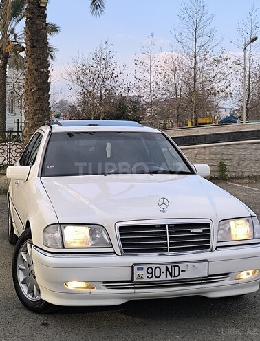Mercedes C 200 1998, 300,000 km - 2.0 л - Astara