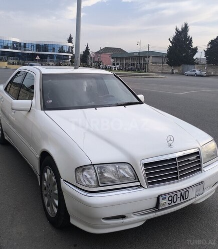 Mercedes C 200 1998, 300,000 km - 2.0 л - Astara