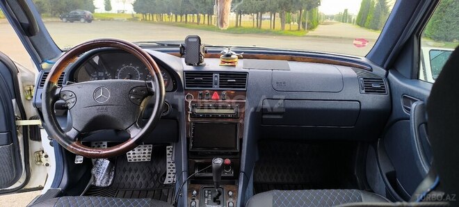 Mercedes C 200 1998, 300,000 km - 2.0 л - Astara