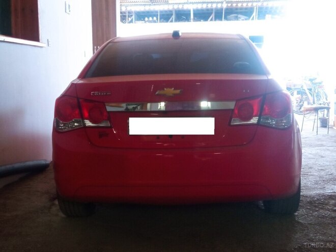 Chevrolet Cruze 2015, 95,000 km - 1.4 l - Göygöl