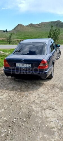 Mercedes C 180 1995, 540,950 km - 1.8 l - Qazax