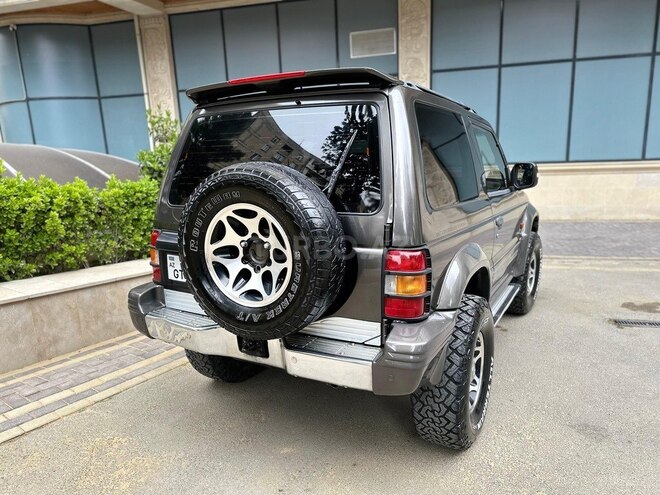 Mitsubishi Pajero 1994, 455,000 km - 2.8 l - Bakı