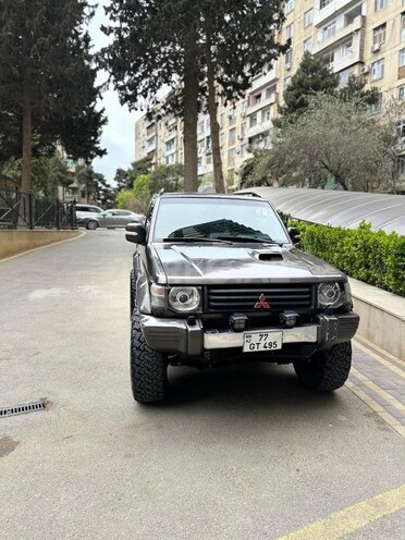 Mitsubishi Pajero 1994, 455,000 km - 2.8 l - Bakı