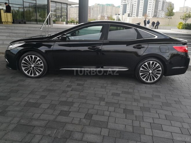 Hyundai Grandeur 2015, 100,100 km - 2.2 л - Bakı