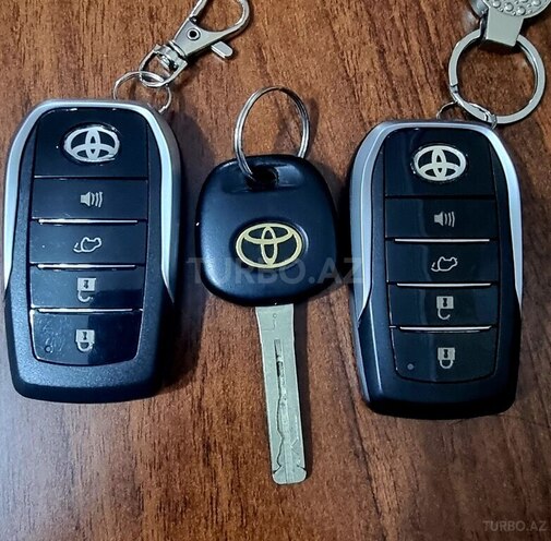 Toyota Land Cruiser 2006, 320,000 km - 4.7 л - Bakı
