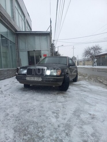 Mercedes E 300 d 1991, 292,555 km - 3.0 л - Bakı