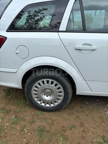Opel Astra 2009, 166,000 km - 1.4 l - Goranboy
