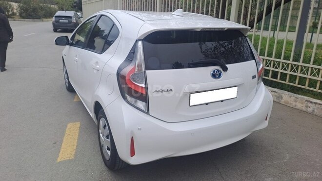 Toyota Aqua 2019, 75,000 km - 1.5 л - Bakı