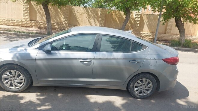 Hyundai Elantra 2016, 185,654 km - 2.0 l - Gəncə