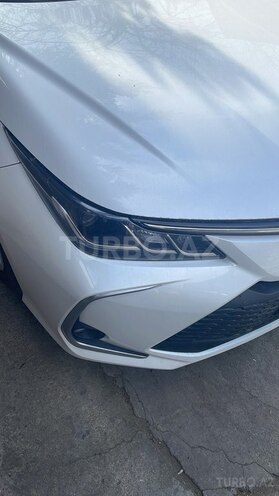 Toyota Corolla 2023, 70,000 km - 1.8 l - Bakı