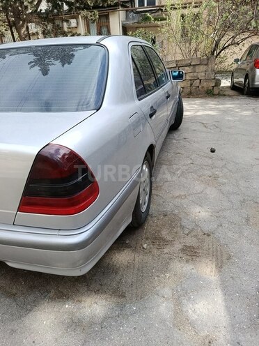 Mercedes C 200 1999, 331,000 km - 2.0 l - Bakı