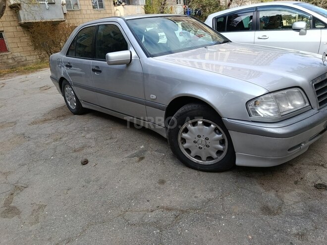 Mercedes C 200 1999, 331,000 km - 2.0 l - Bakı