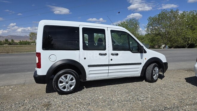 Ford Tourneo Connect 2013, 211,000 km - 1.8 l - Şərur
