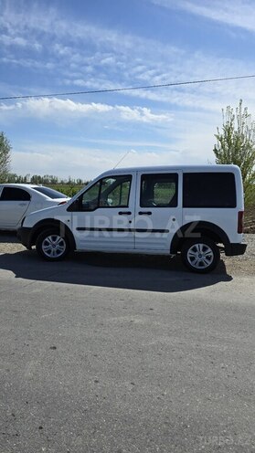 Ford Tourneo Connect 2013, 211,000 km - 1.8 l - Şərur