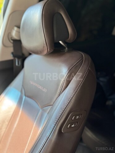 Hyundai Grandeur 2015, 201,480 km - 2.2 л - Qazax