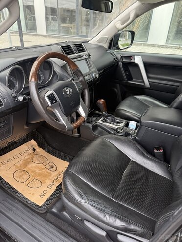 Toyota Land Cruiser Prado 2014, 210,000 km - 2.7 л - Bakı