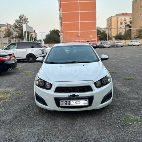 Chevrolet Aveo-3