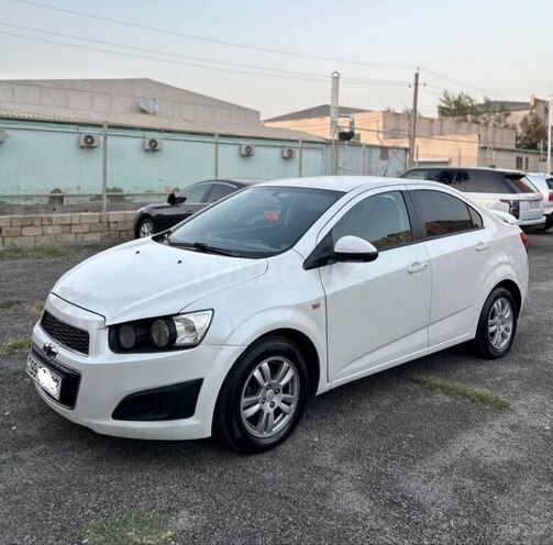 Chevrolet Aveo-1