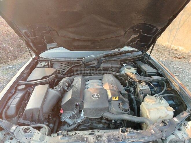 Mercedes E 240 1999, 450,346 km - 2.4 l - Qəbələ