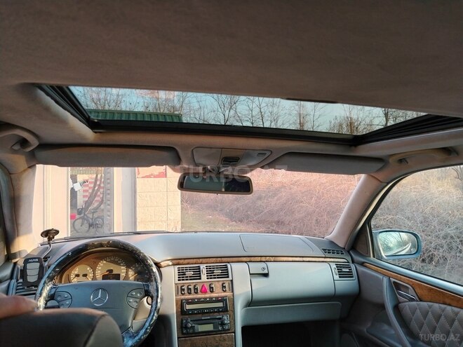 Mercedes E 240 1999, 450,346 km - 2.4 l - Qəbələ