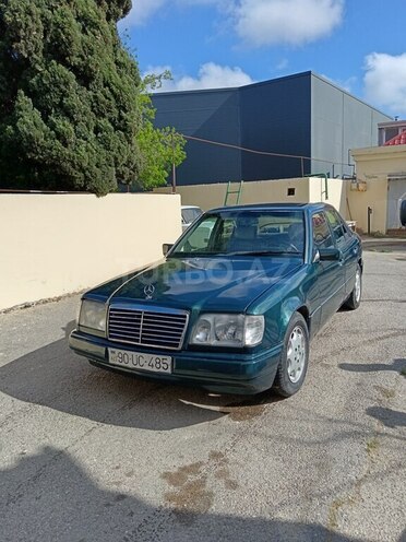Mercedes E 250 1995, 650,000 km - 2.5 л - Bakı