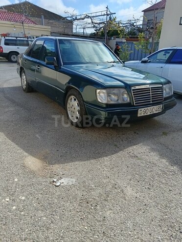 Mercedes E 250 1995, 650,000 km - 2.5 л - Bakı