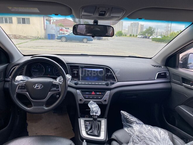 Hyundai Avante 2017, 176,000 km - 1.6 l - Bakı