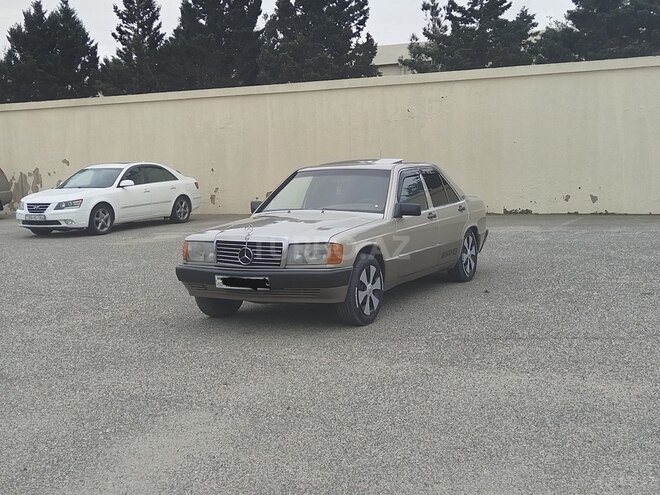 Mercedes 190 1989, 250,000 km - 2.0 l - Sumqayıt