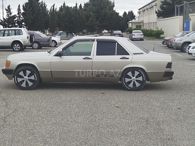 Mercedes 190 1989, 250,000 km - 2.0 l - Sumqayıt