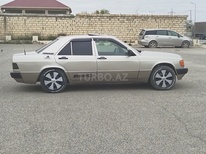 Mercedes 190 1989, 250,000 km - 2.0 l - Sumqayıt