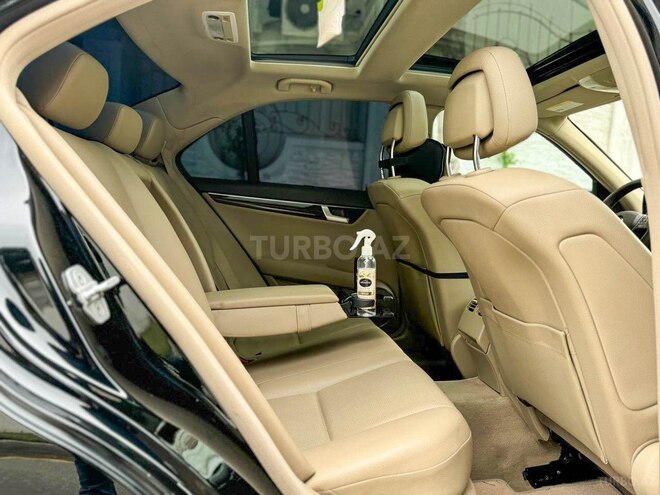 Mercedes C 250-13