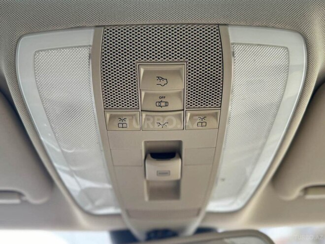 Mercedes C 250-21