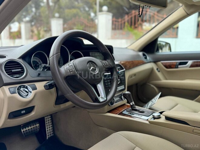 Mercedes C 250-10