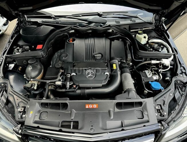 Mercedes C 250-8