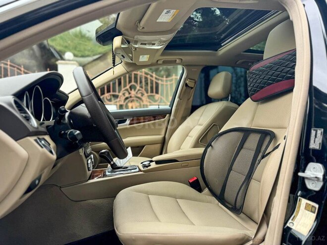 Mercedes C 250-11