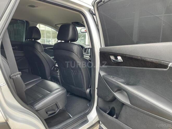 Kia Sorento-20