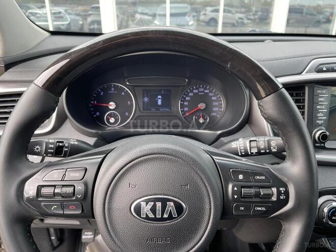Kia Sorento-15
