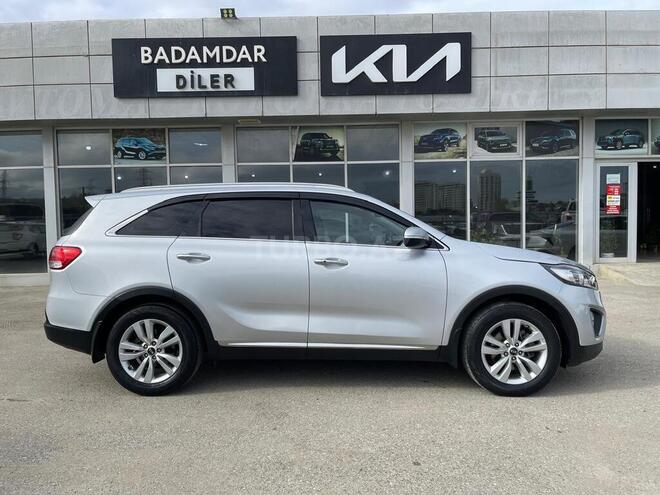 Kia Sorento-6