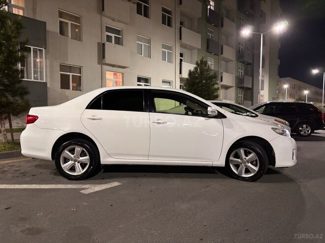Toyota Corolla 2013, 205,000 km - 1.6 l - Bakı