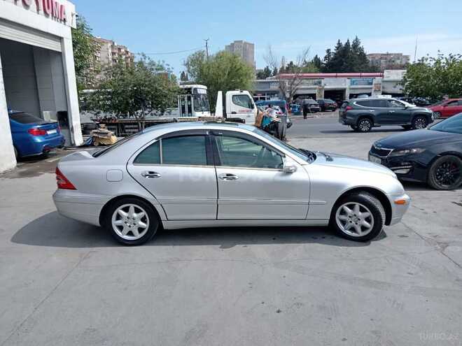 Mercedes C 240 2001, 360,974 km - 2.4 l - Bakı