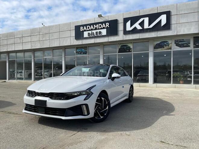 Kia K5-1