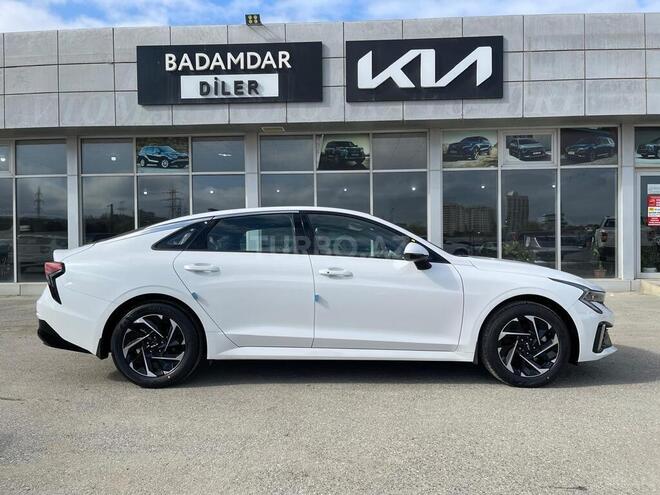 Kia K5-7