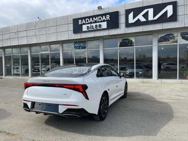 Kia K5-10