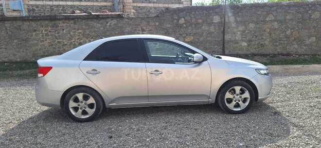 Kia Cerato 2010, 220,000 km - 1.6 l - Şəmkir