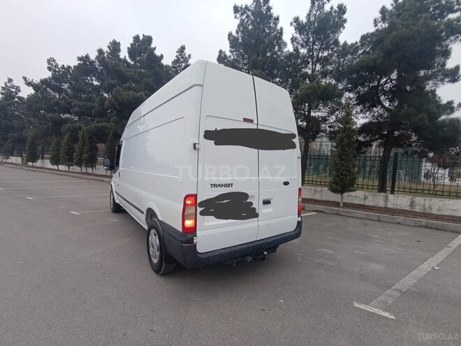 Ford Transit 2006, 302,000 km - 2.4 l - Quba