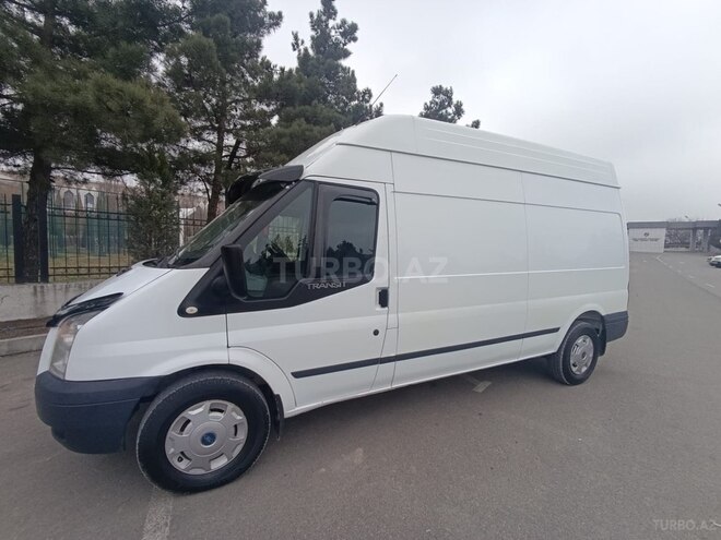 Ford Transit 2006, 302,000 km - 2.4 l - Quba