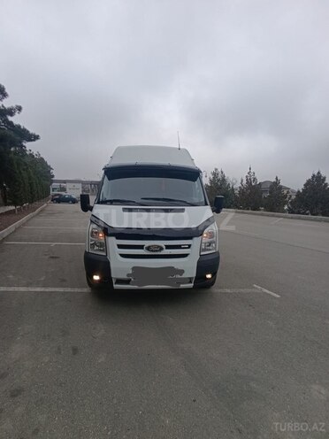 Ford Transit 2006, 302,000 km - 2.4 l - Quba