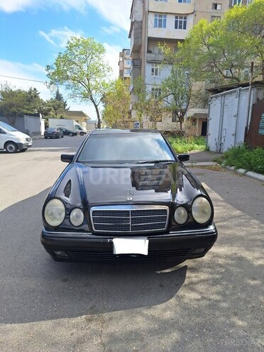 Mercedes E 230 1996, 560,000 km - 2.3 л - Bakı