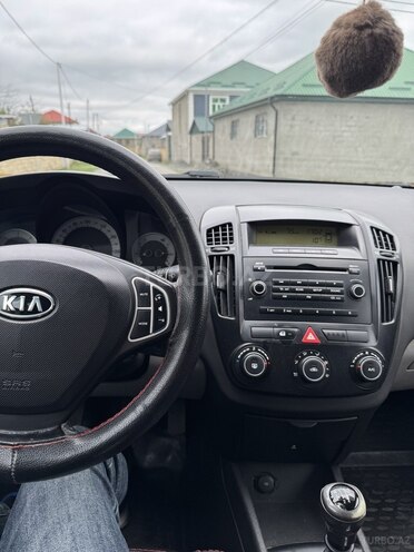 Kia Ceed 2008, 290,000 km - 1.6 л - Oğuz